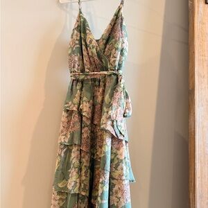 ✨ Beautiful Romantic Floral Dress ✨